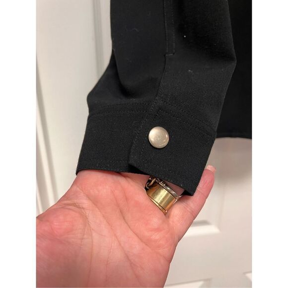 Chicos Black Zip Up Jacket sz 2 or L EUC - Picture 2 of 6